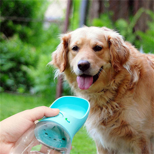 Pet Water Cup – Outdoor Portable Dog & Cat Water Bottle